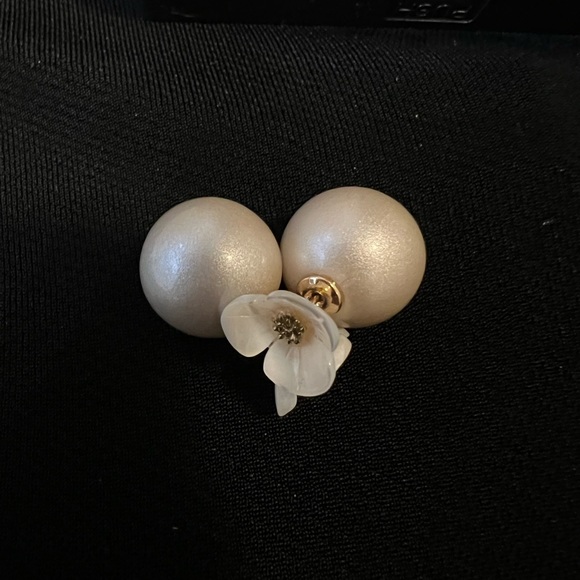 Brand New Sea Pearl Earring - Picture 2 of 4